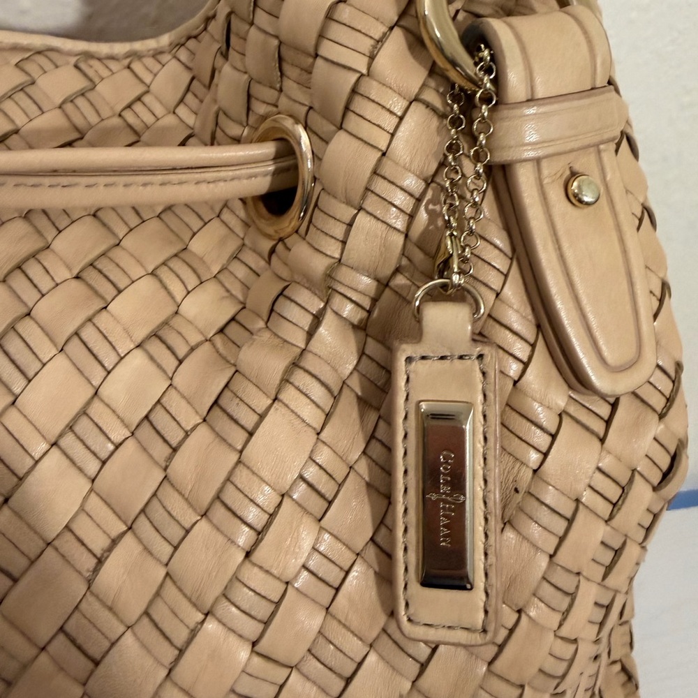 Cole Haan Tan Leather Shoulder Bag -Taylor Drawstring Woodbury Heritage Weave - Picture 5 of 16